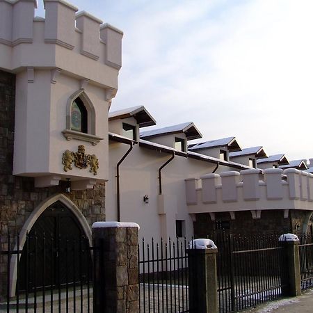 Hotel Lacetate Pitesti Exterior photo