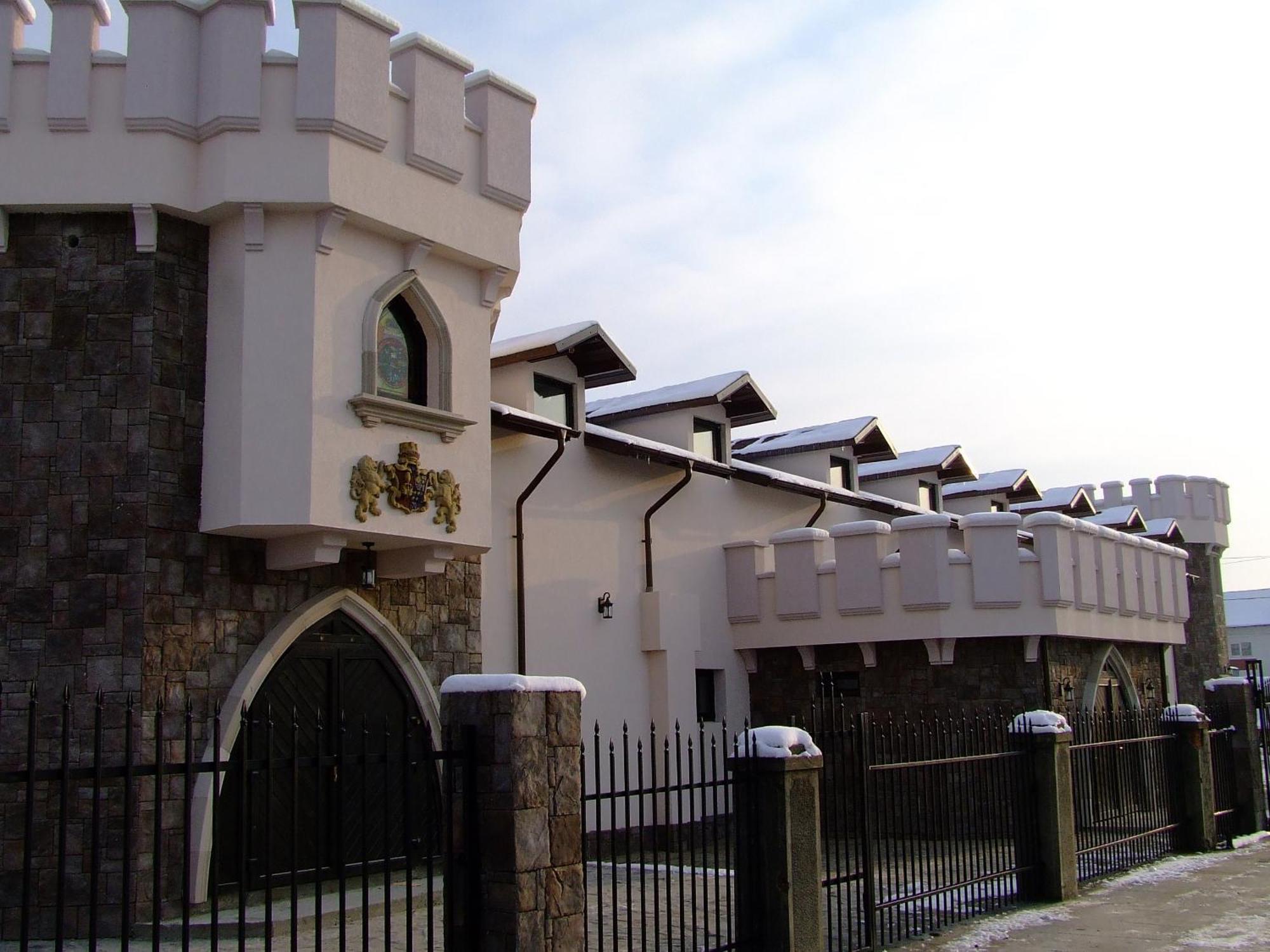 Hotel Lacetate Pitesti Exterior photo