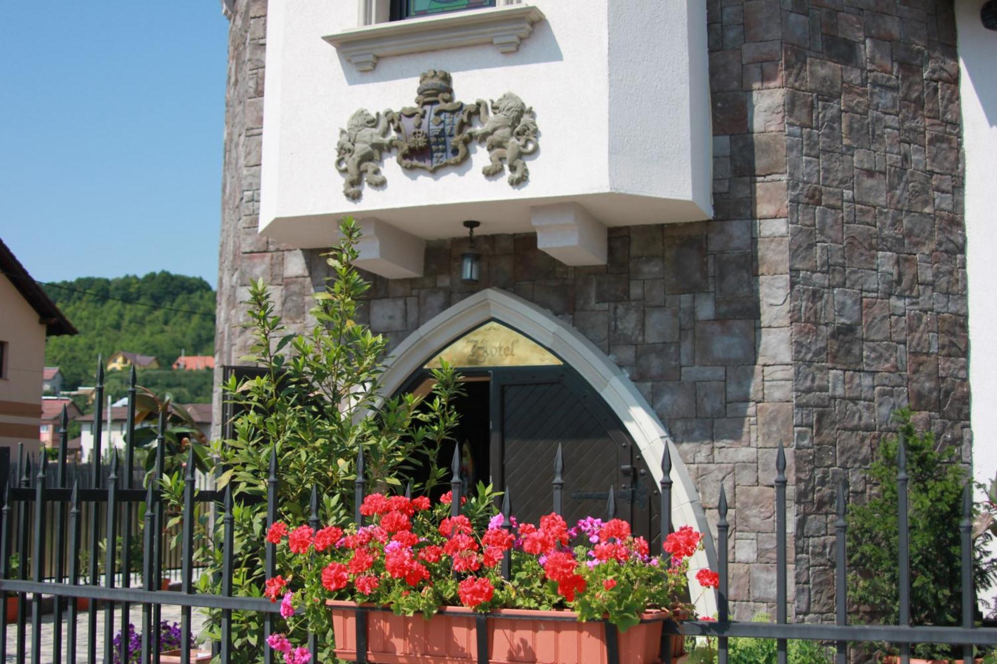 Hotel Lacetate Pitesti Exterior photo